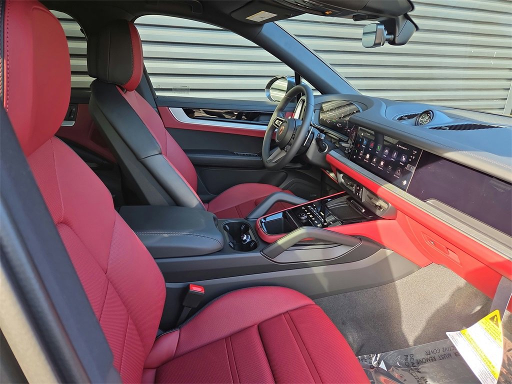 New 2026 Porsche Cayenne Coupe image 18