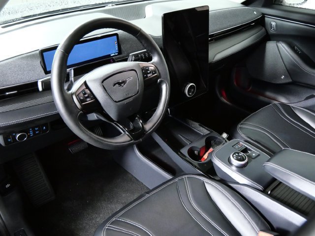 Certified 2024 Ford Mustang Mach-E Premium AWD/4WD image 5