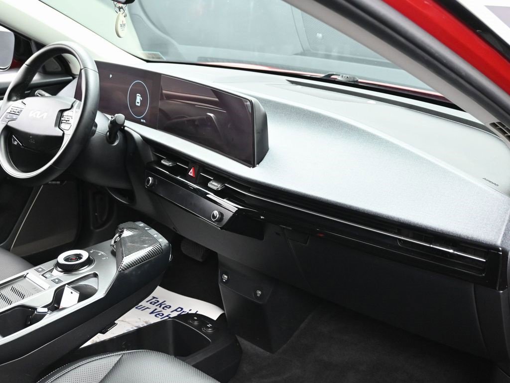 Used 2022 Kia EV6 Wind image 36