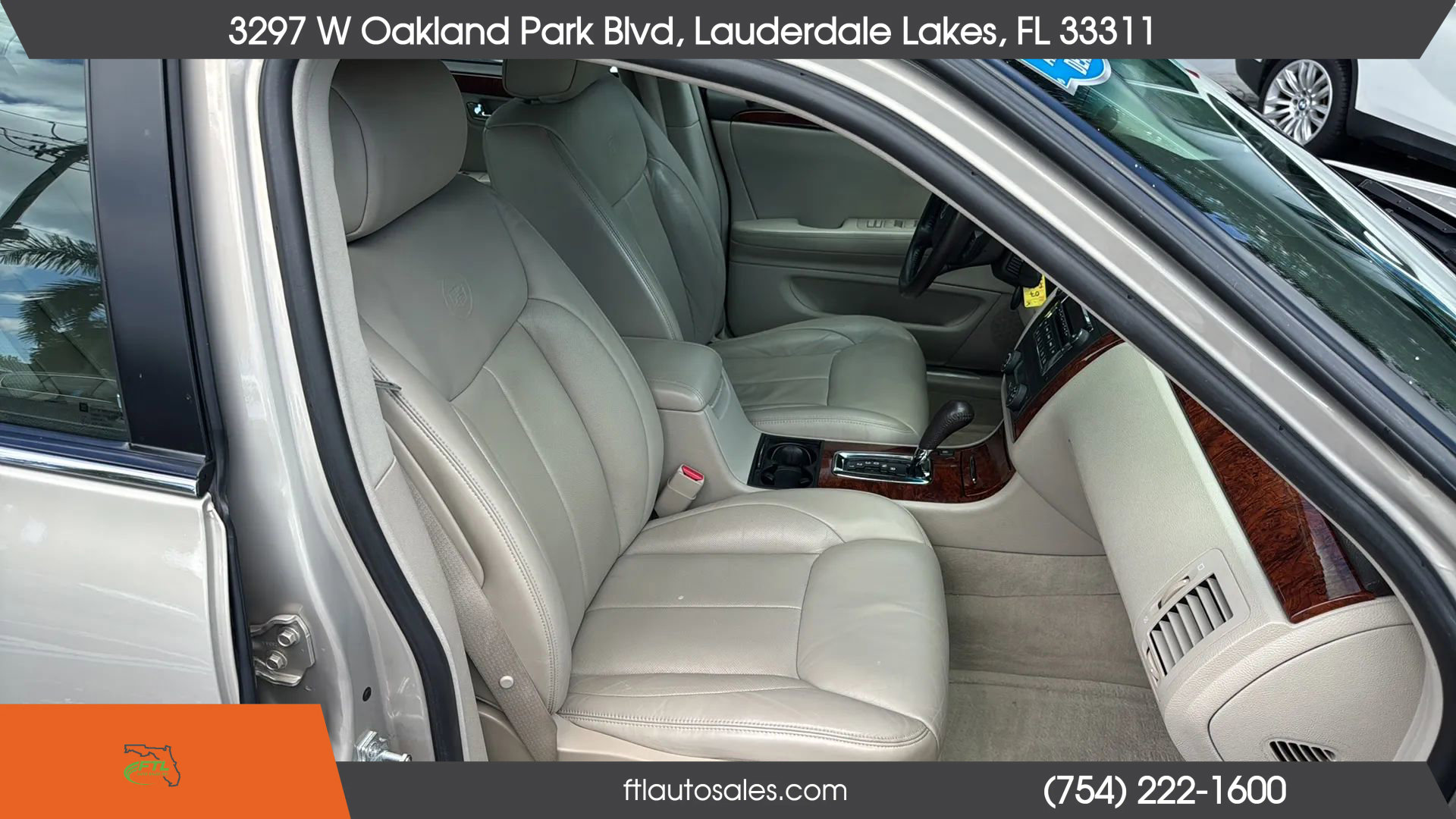 Used 2007 Cadillac DTS w/ Trunk Convenience Package image 57