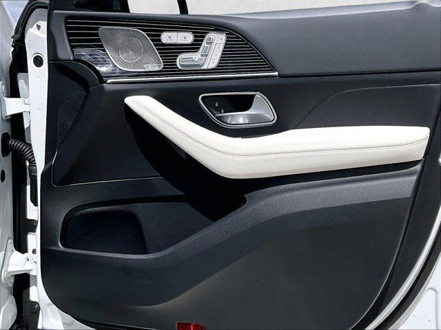 Certified 2025 Mercedes-Benz GLE 450e 4MATIC image 19