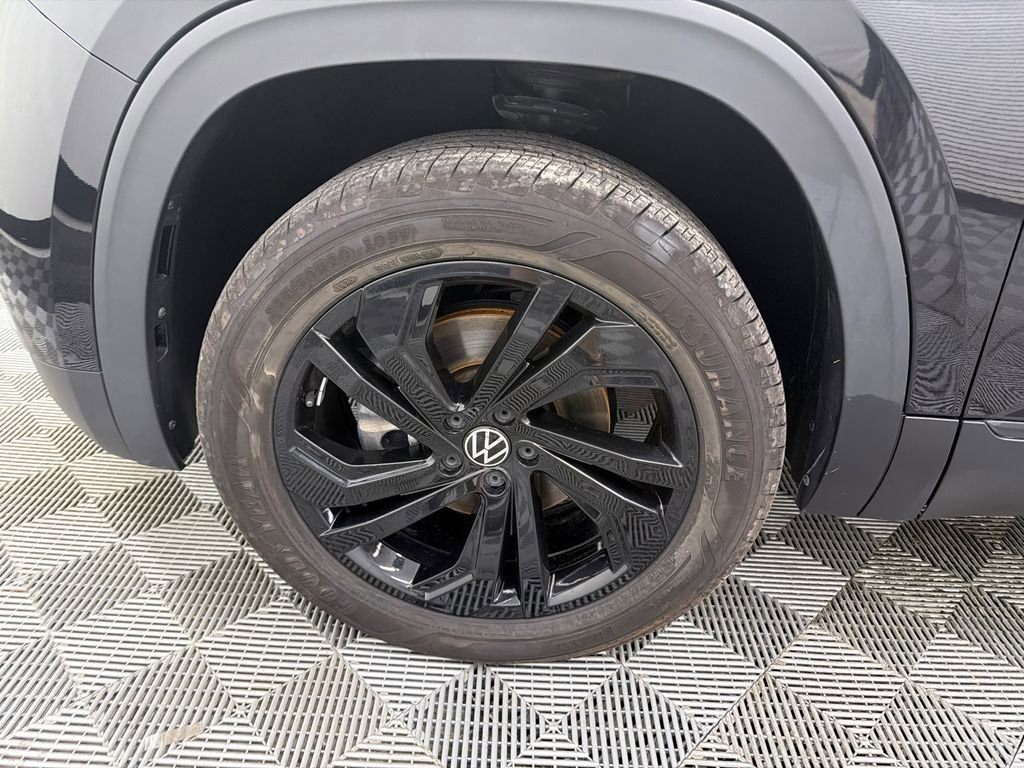 Used 2022 Volkswagen Atlas SE FWD image 12