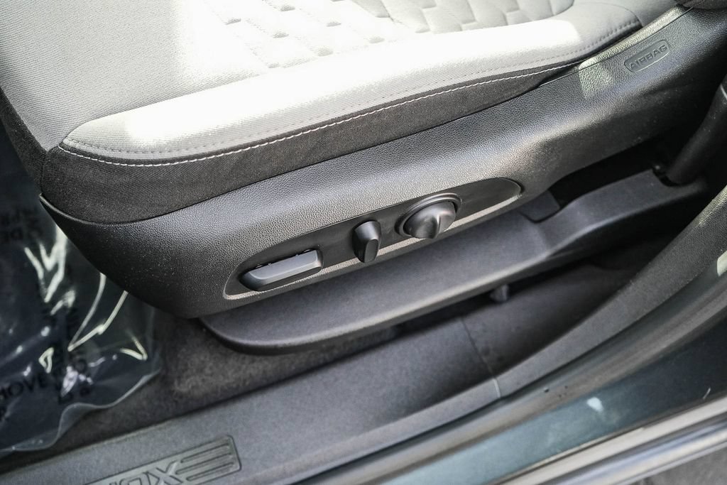 Used 2020 Chevrolet Equinox LS w/ LS Convenience Package FWD image 20