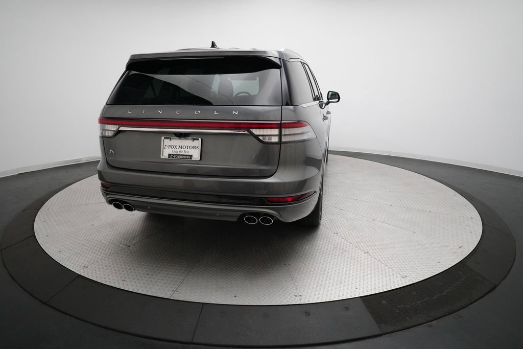 Used 2022 Lincoln Aviator Grand Touring image 13