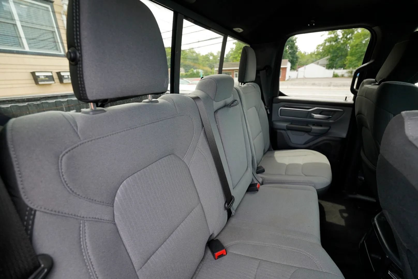 Used 2021 RAM 1500 Big Horn AWD/4WD image 35