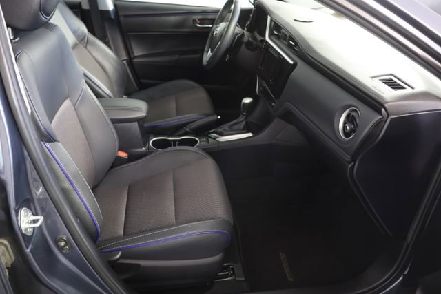 Used 2018 Toyota Corolla SE w/ SE Premium Package FWD image 22