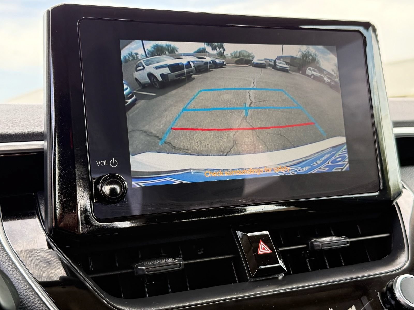 Used 2025 Toyota Corolla LE FWD image 22