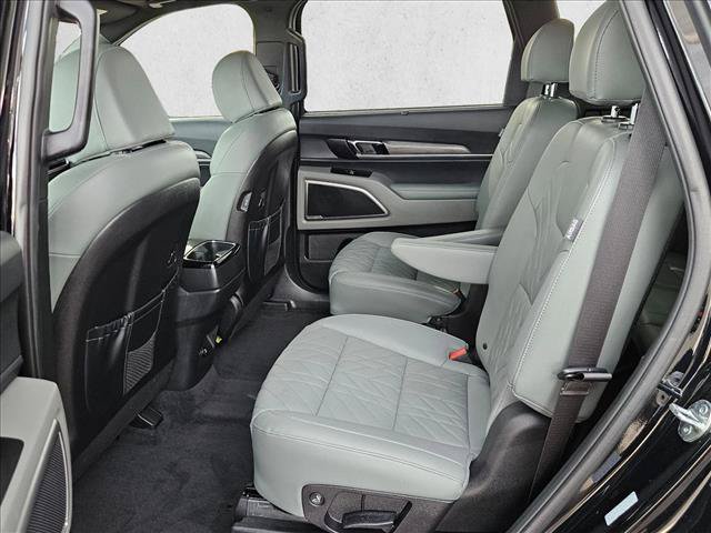 Used 2024 Kia Telluride EX X-Line AWD/4WD image 17