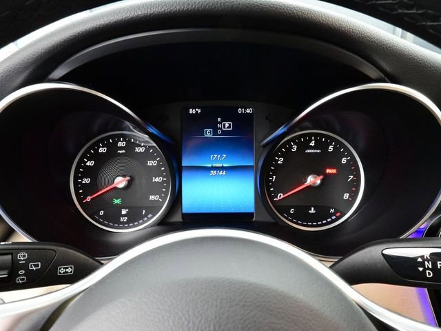 Used 2022 Mercedes-Benz GLC 300 image 9