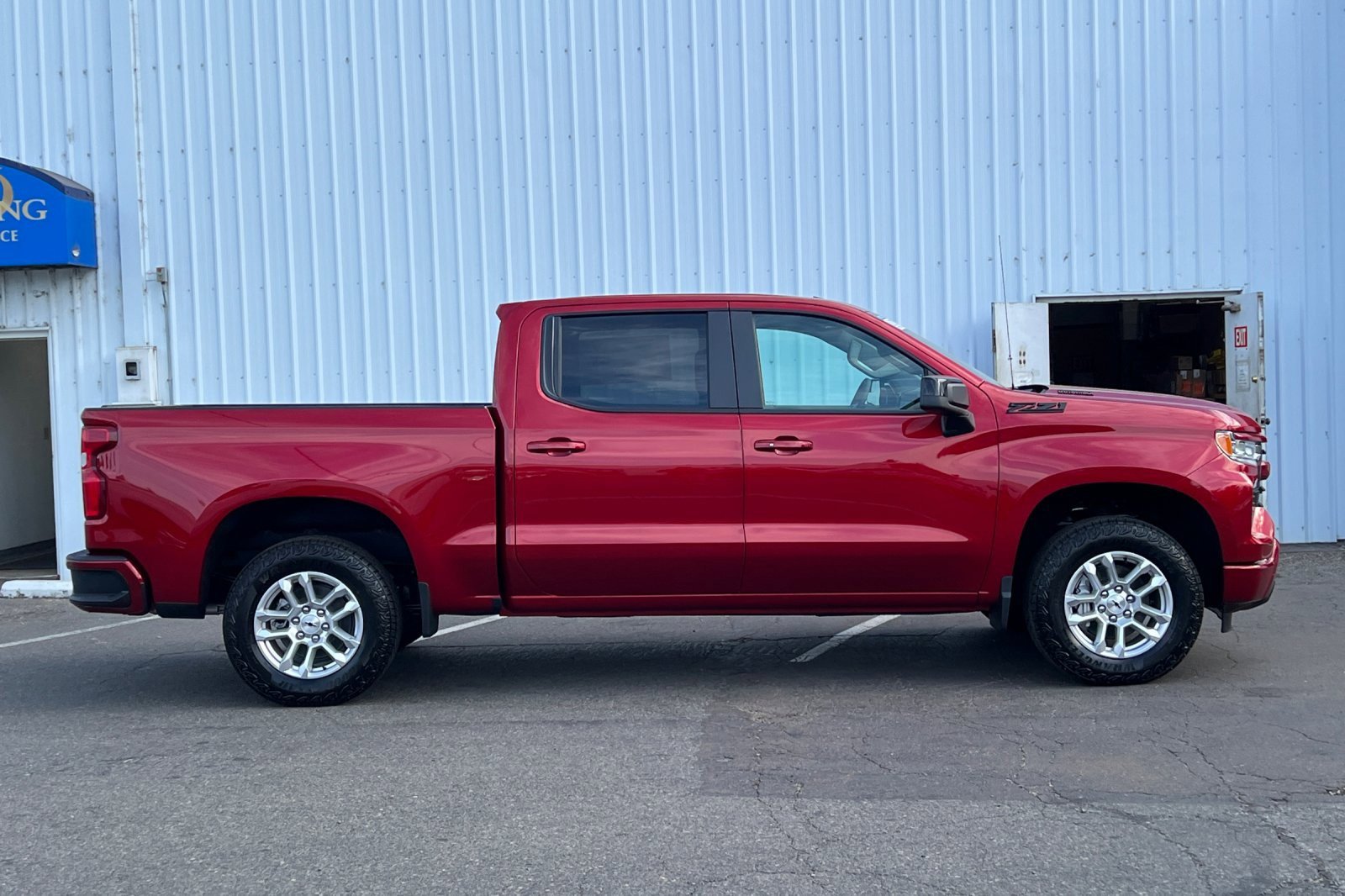 New 2025 Chevrolet Silverado 1500 RST w/ Z71 Off-Road Package image 3