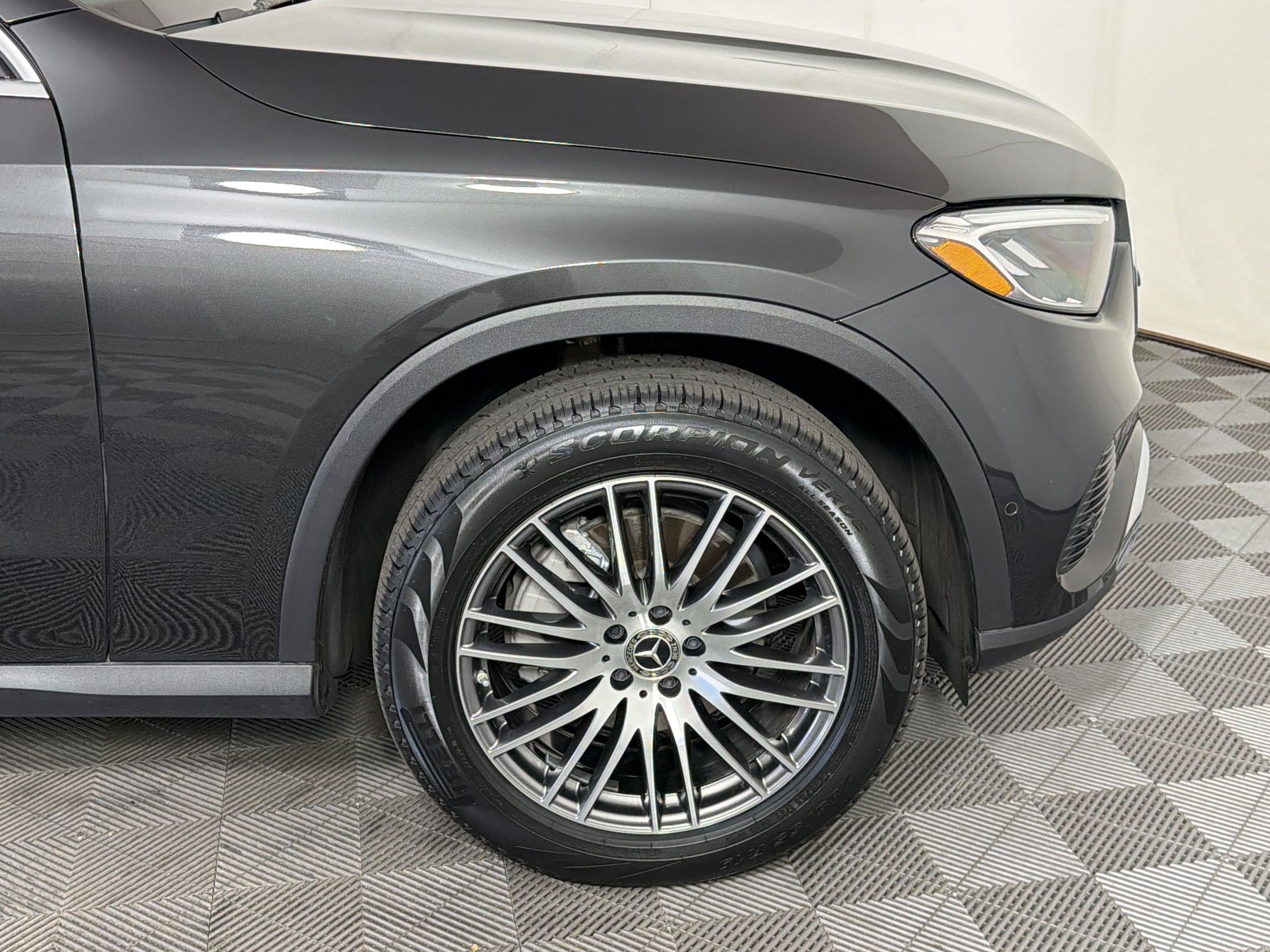 Certified 2025 Mercedes-Benz GLC 300 4MATIC image 13