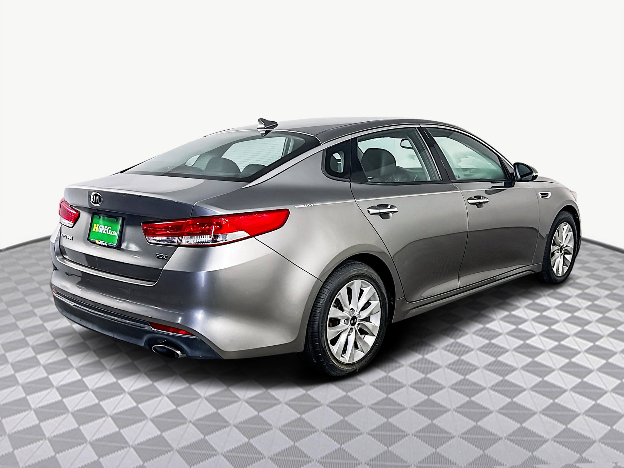Used 2018 Kia Optima EX image 10