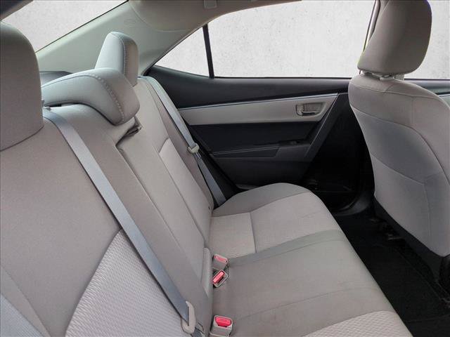 Used 2015 Toyota Corolla LE FWD image 18