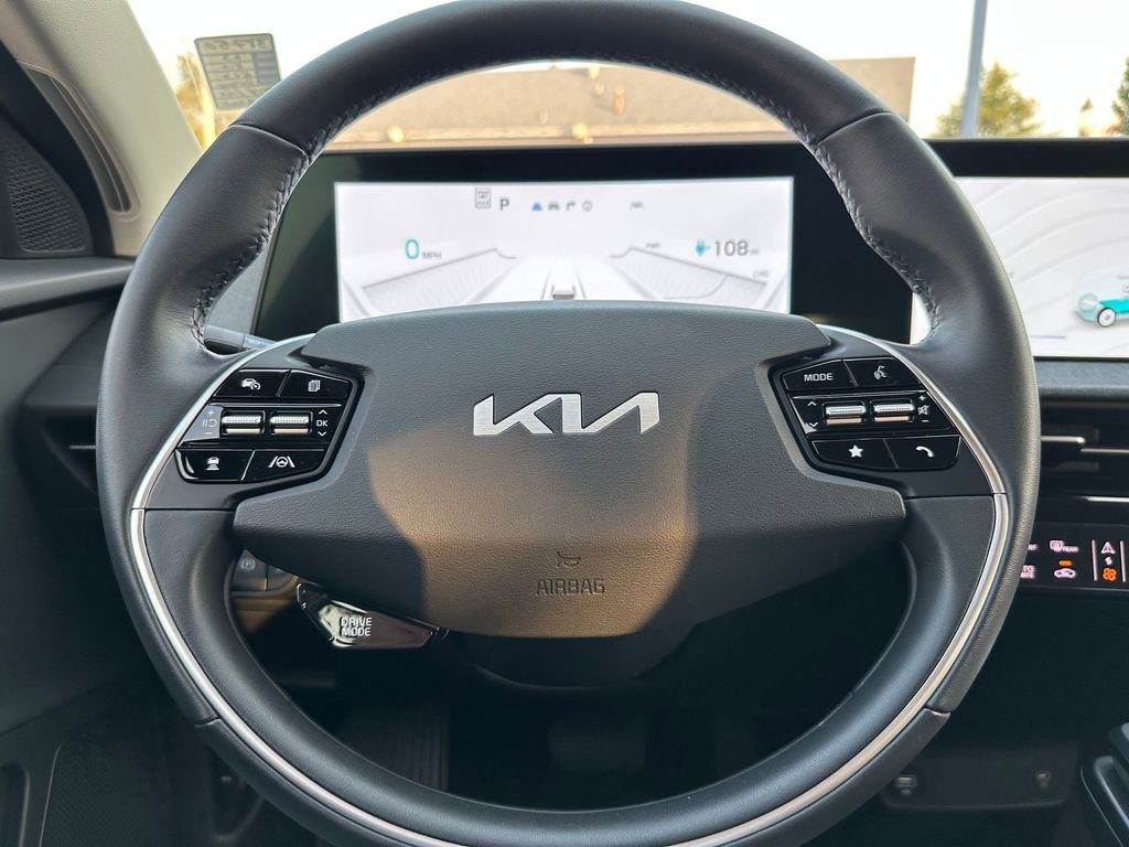 Used 2023 Kia EV6 Light image 24