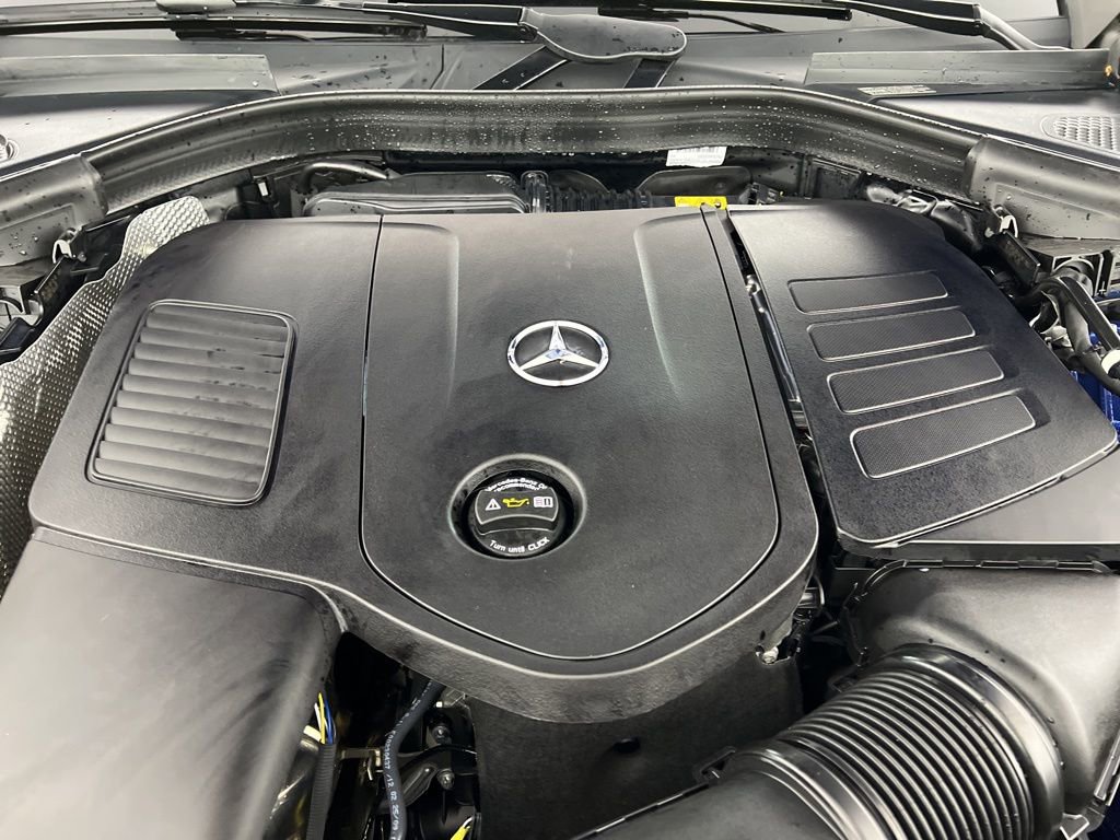 Certified 2025 Mercedes-Benz GLC 300 4MATIC image 17