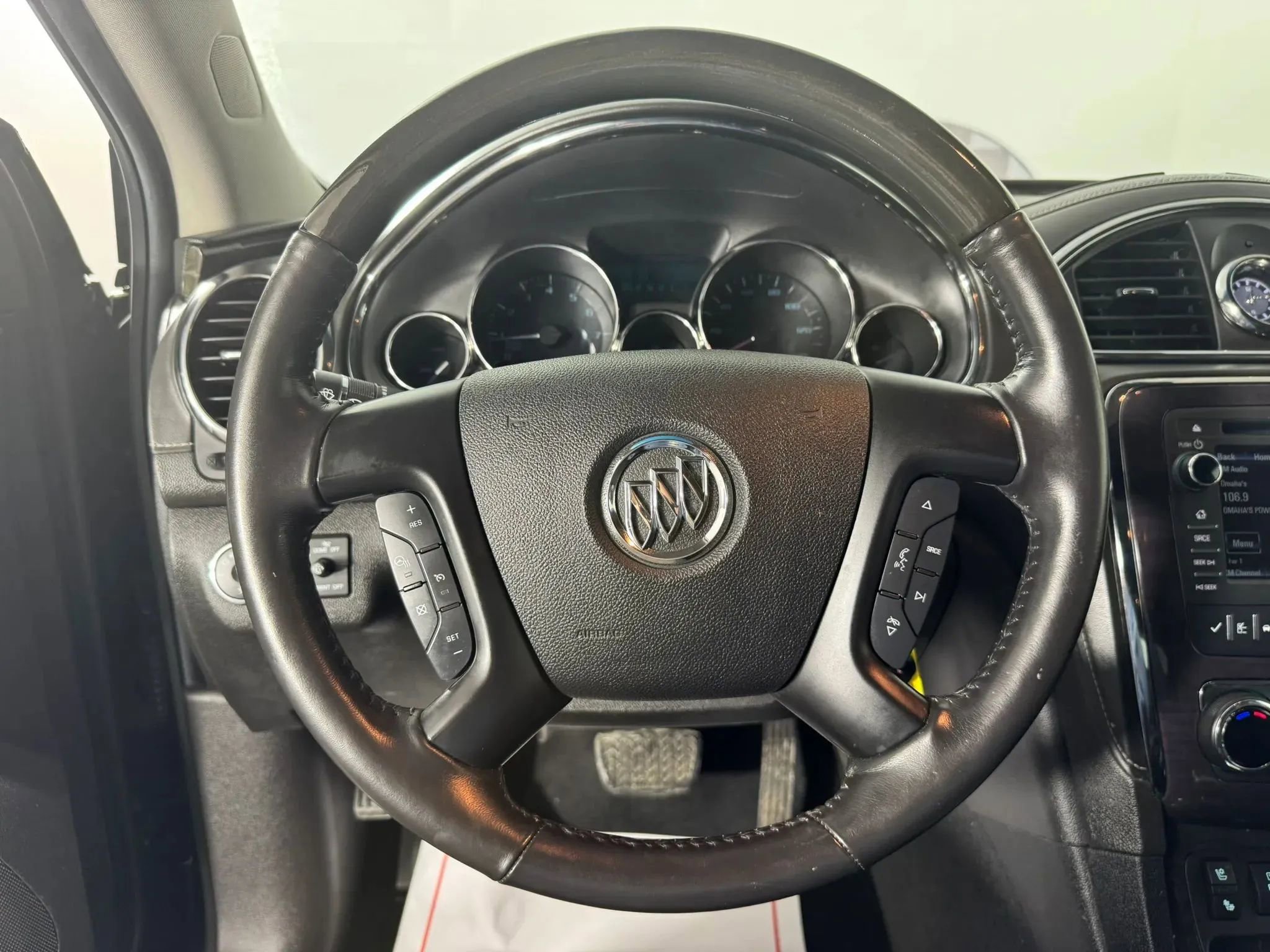 Used 2017 Buick Enclave Premium w/ Experience Buick Package AWD/4WD image 13