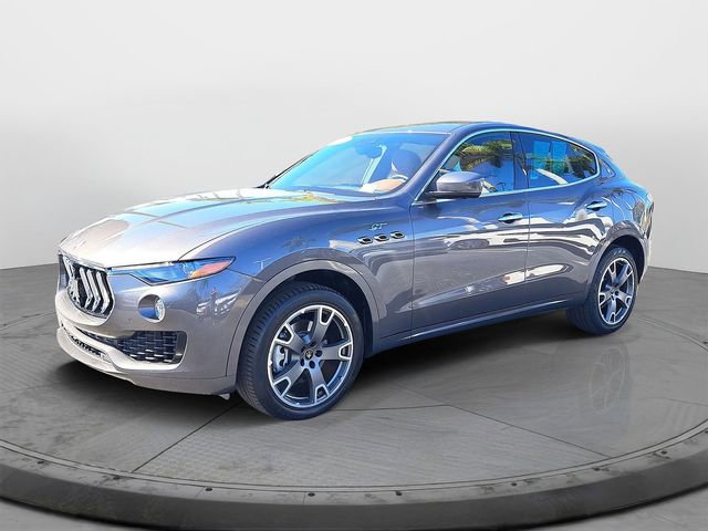 Used 2023 Maserati Levante GT image 3