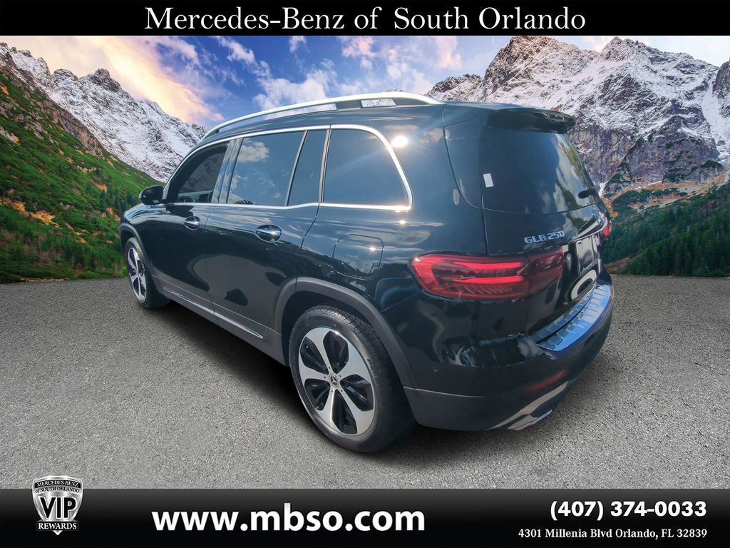 Used 2024 Mercedes-Benz GLB 250 4MATIC image 19