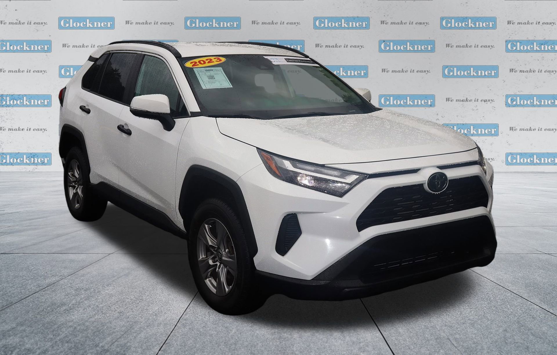 Used 2023 Toyota RAV4 XLE image 3