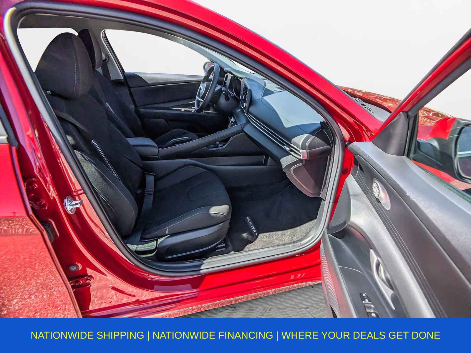 Used 2022 Hyundai Elantra SEL image 14