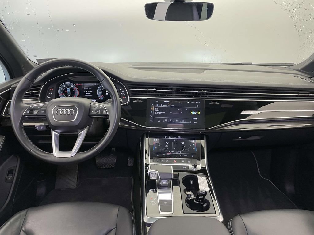 Certified 2025 Audi Q7 3.0T Premium Plus image 27