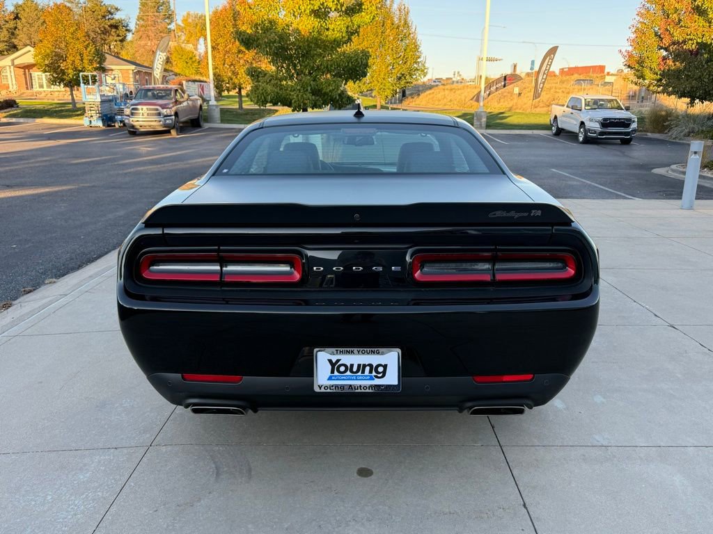 Used 2023 Dodge Challenger R/T w/ T/A Package image 9