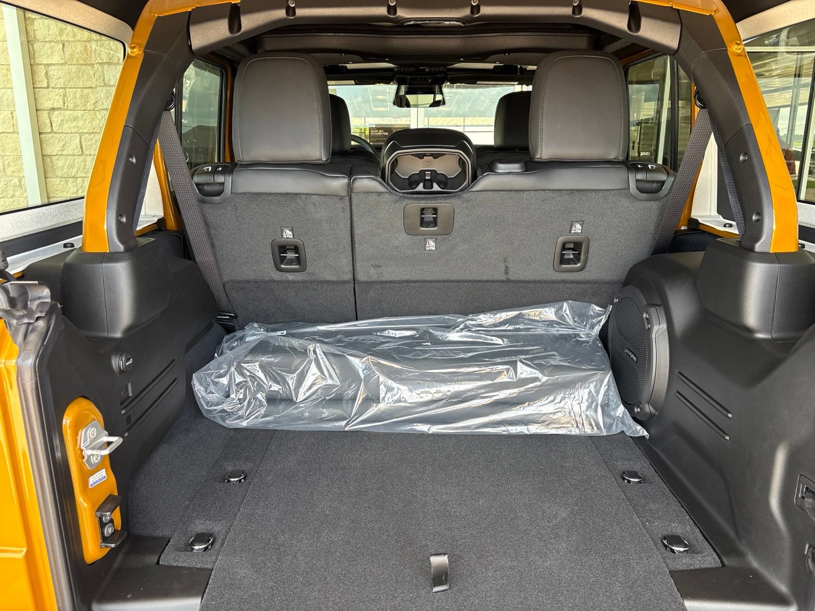 New 2026 Jeep Wrangler Unlimited Rubicon AWD/4WD image 17