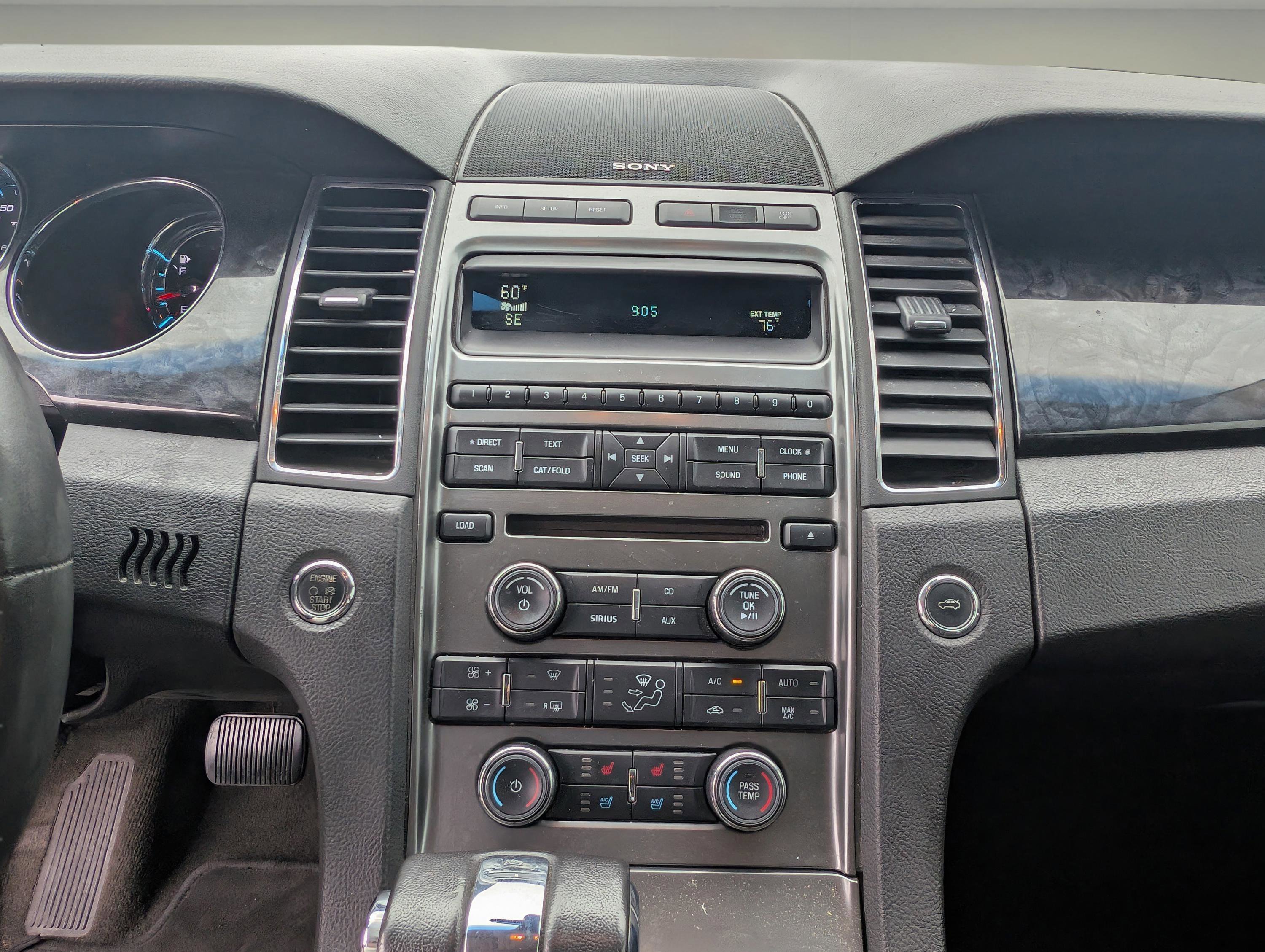 Used 2012 Ford Taurus Limited image 15