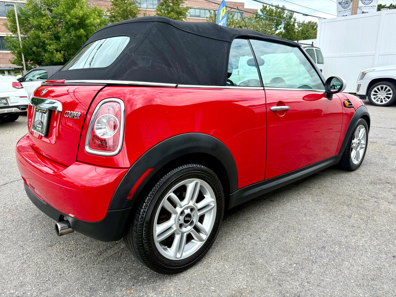 Used 2014 MINI Cooper Convertible image 5