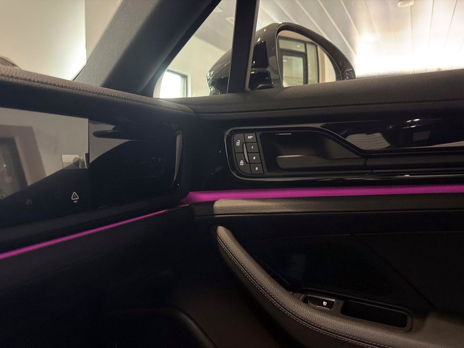 New 2026 Porsche Panamera 4 AWD/4WD image 21