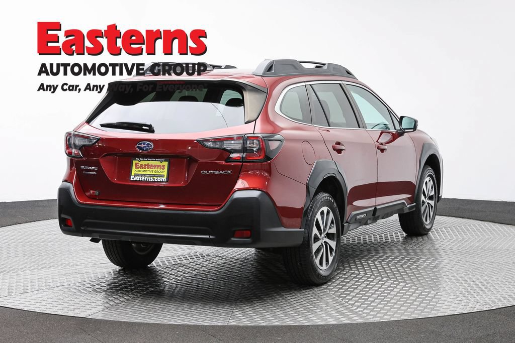 Used 2023 Subaru Outback Premium AWD/4WD image 5