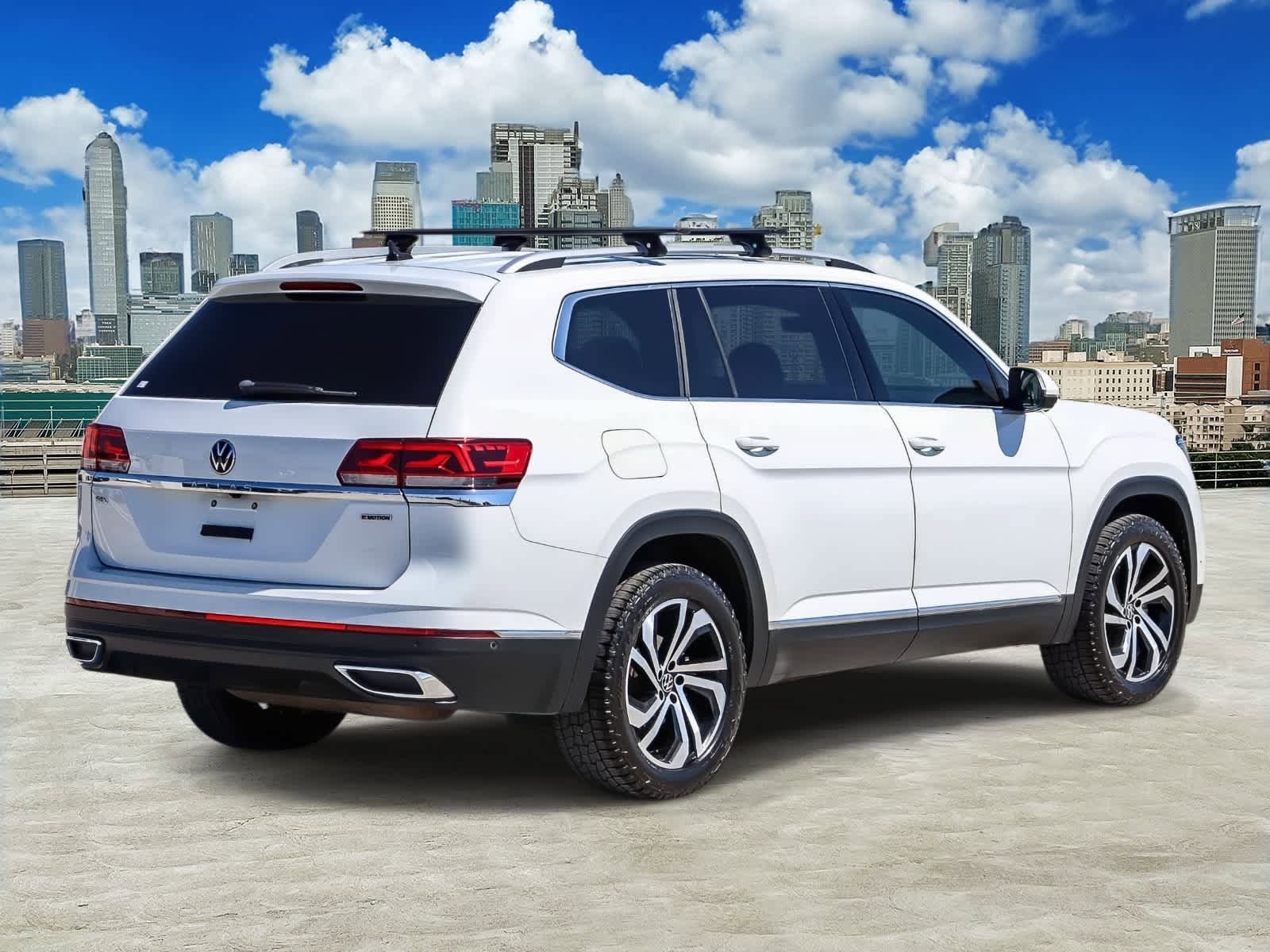 Used 2021 Volkswagen Atlas SEL Premium AWD/4WD image 4
