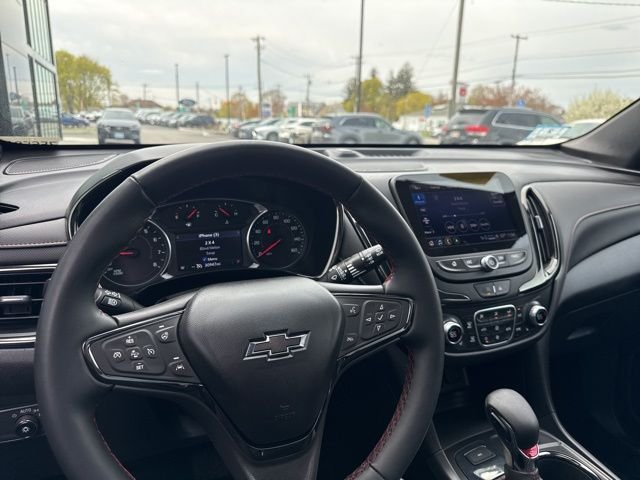 Used 2023 Chevrolet Equinox RS w/ RS Leather Package AWD/4WD image 24