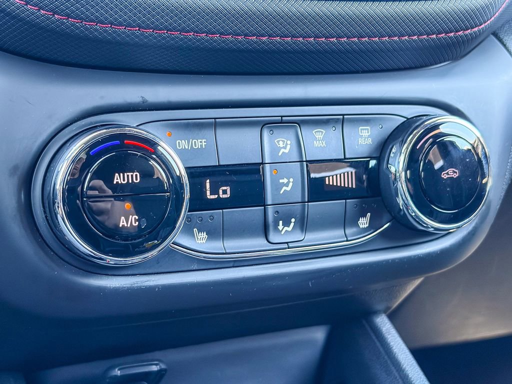 Certified 2023 Chevrolet TrailBlazer RS w/ Convenience Package image 28