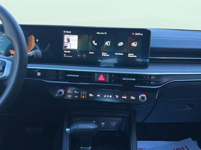New 2026 Kia K5 LXS image 19