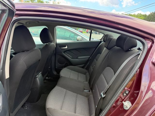 Used 2018 Kia Forte LX FWD image 8