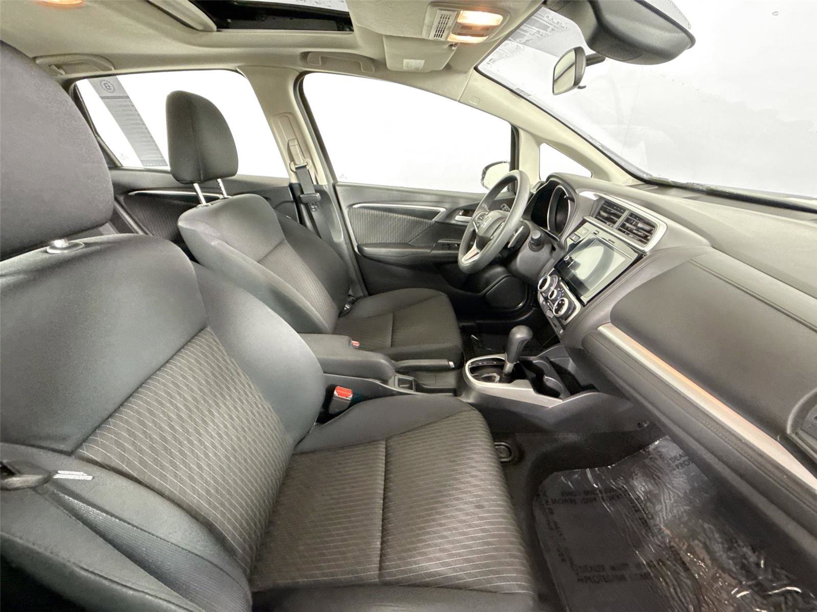 Used 2018 Honda Fit EX image 39