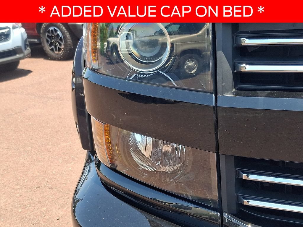 Used 2018 Chevrolet Silverado 2500 LT w/ Midnight Edition AWD/4WD image 8