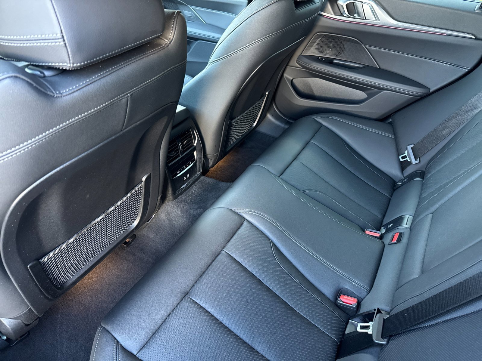 Used 2024 BMW i4 eDrive35 w/ Premium Package image 12