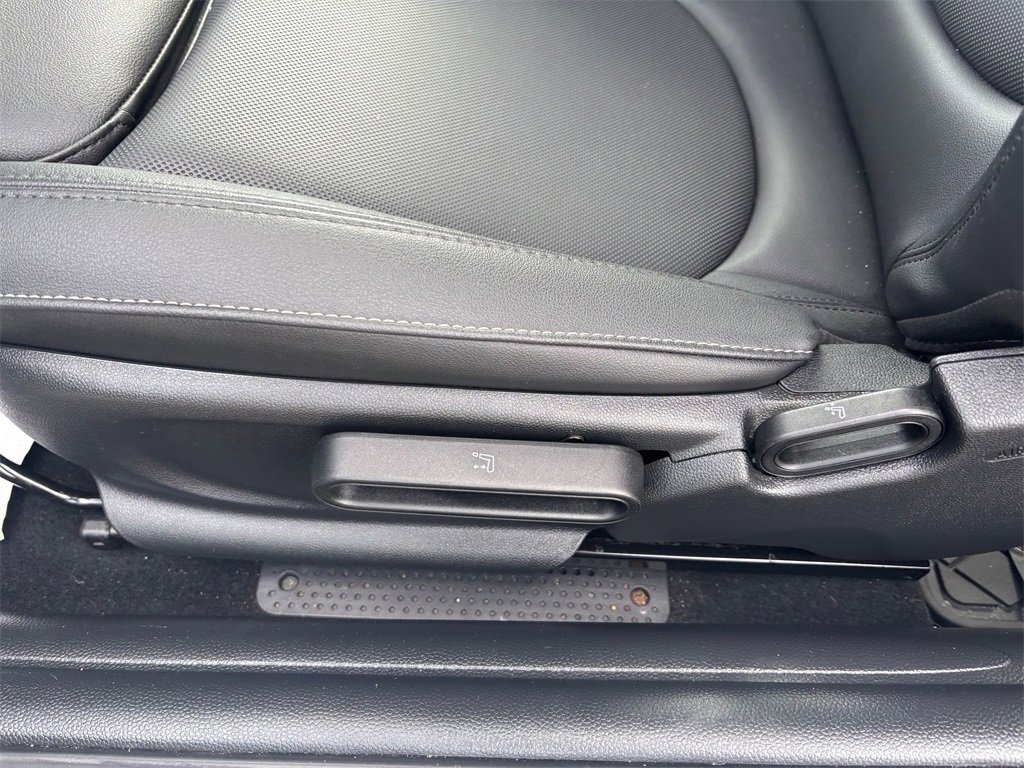 Used 2023 MINI Cooper S image 17