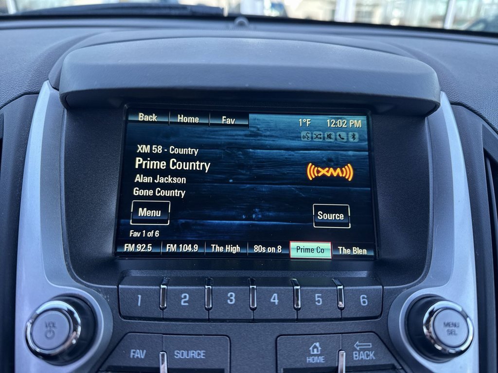 Used 2017 Chevrolet Equinox LT w/ Convenience Package image 8