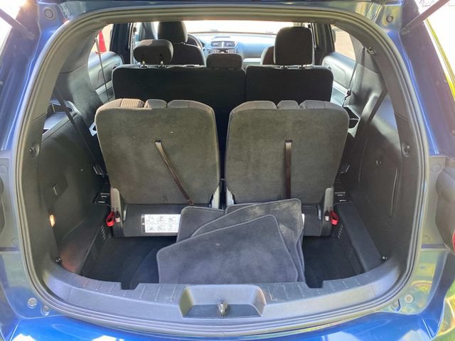 Used 2017 Ford Explorer XLT AWD/4WD image 30