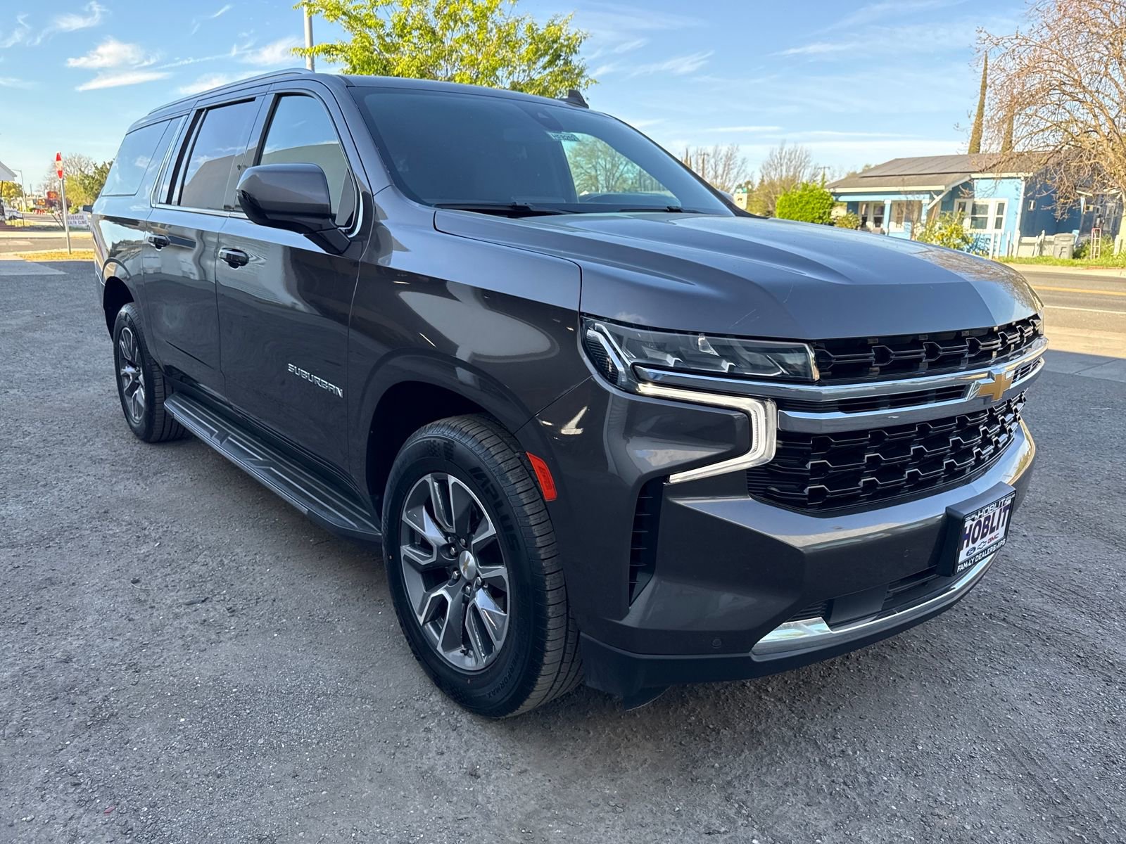 Used 2021 Chevrolet Suburban LS w/ Driver Alert Package image 7