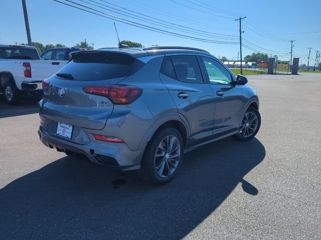 Used 2022 Buick Encore GX Select w/ Sport Touring Package FWD image 28