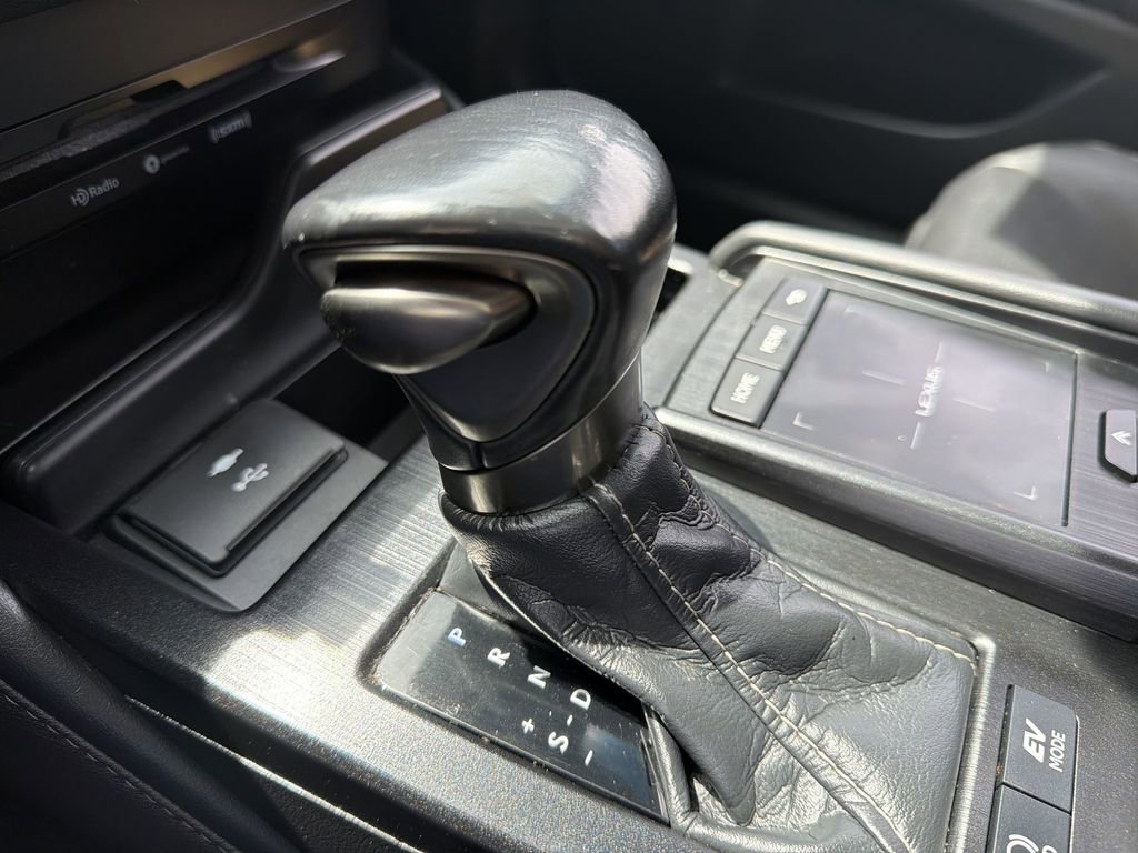 Used 2021 Lexus ES 300h FWD image 21