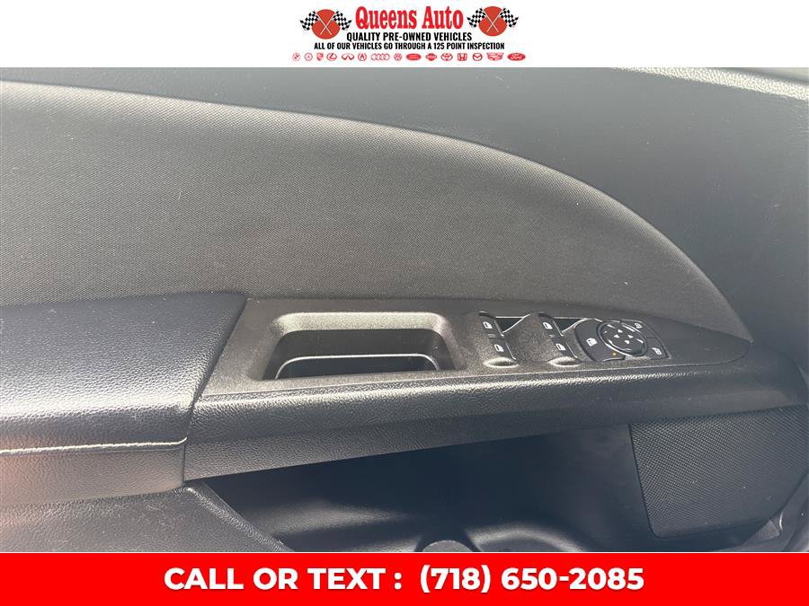 Used 2018 Ford Fusion SE FWD image 22