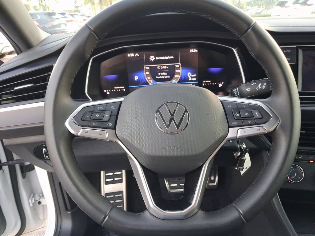 Used 2024 Volkswagen Jetta Sport FWD image 17