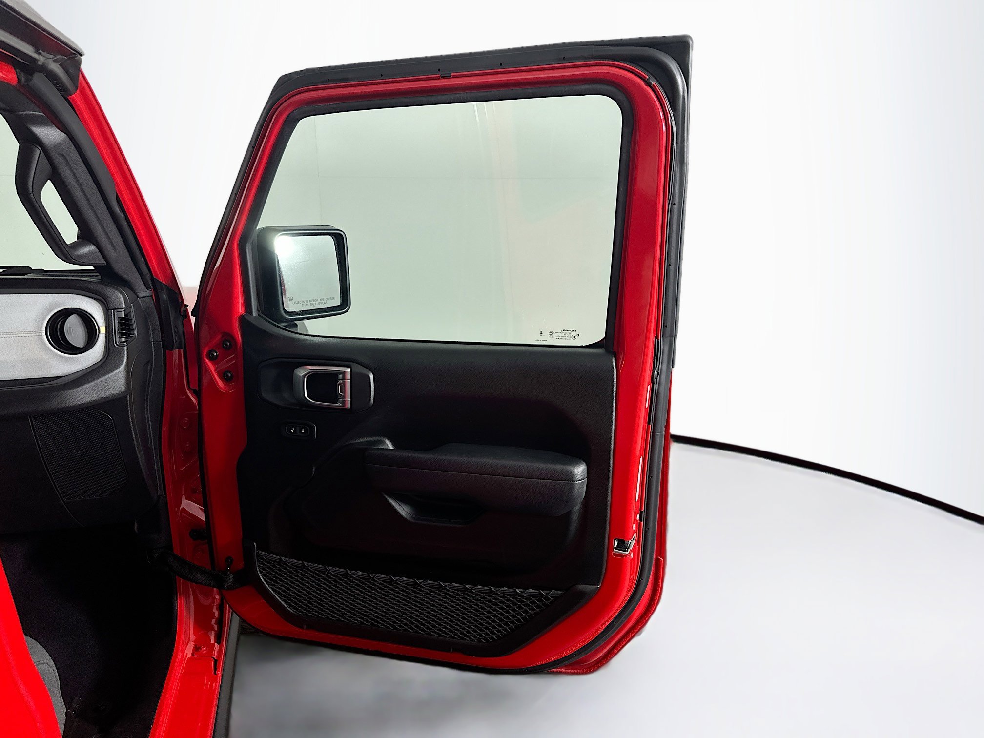 Used 2025 Jeep Wrangler Willys image 30