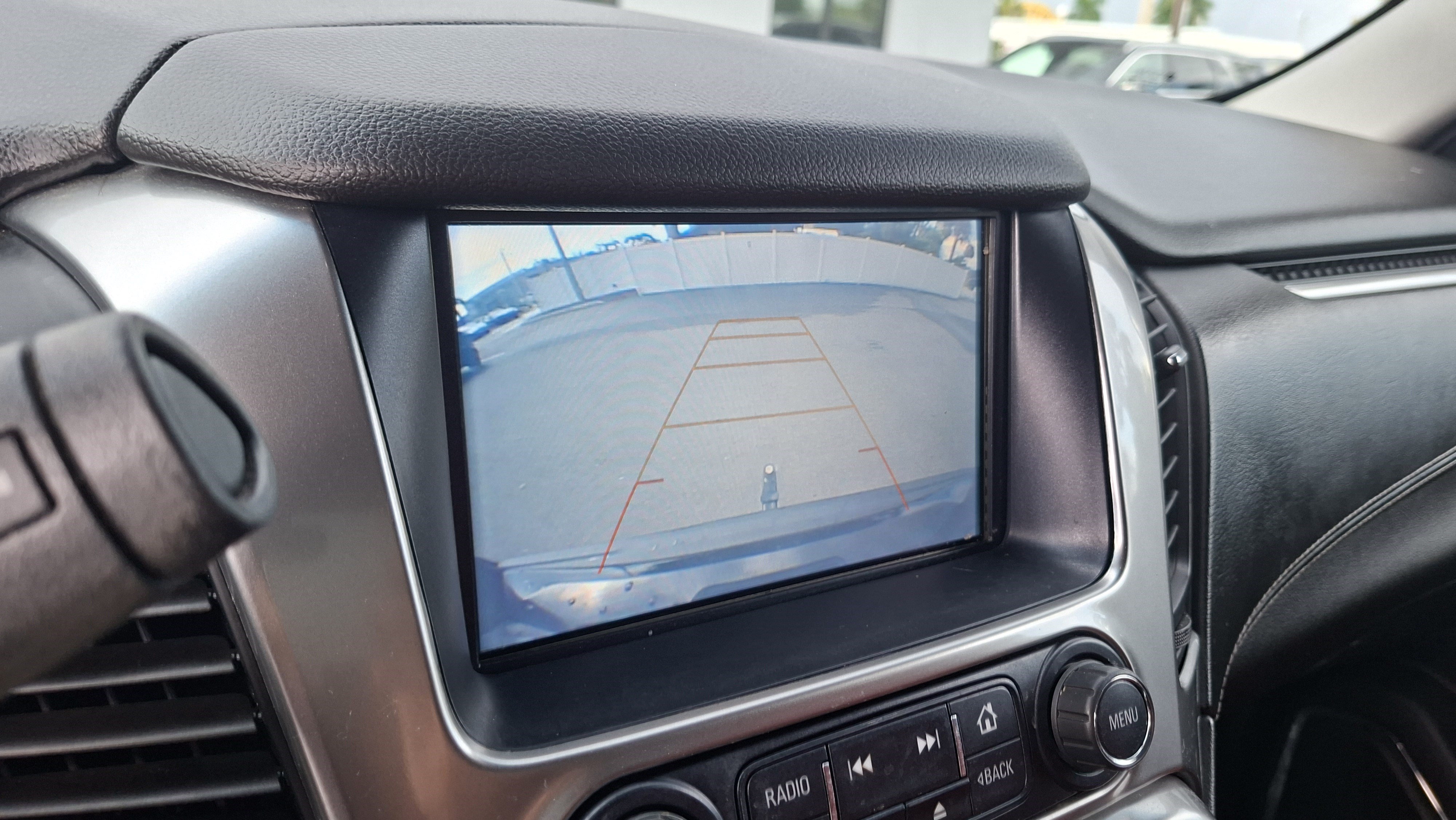 Used 2019 Chevrolet Tahoe LS RWD image 13