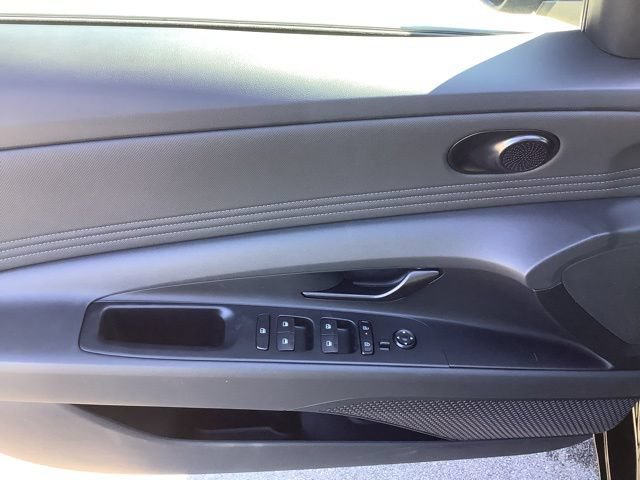 New 2026 Hyundai Elantra Sport FWD image 20